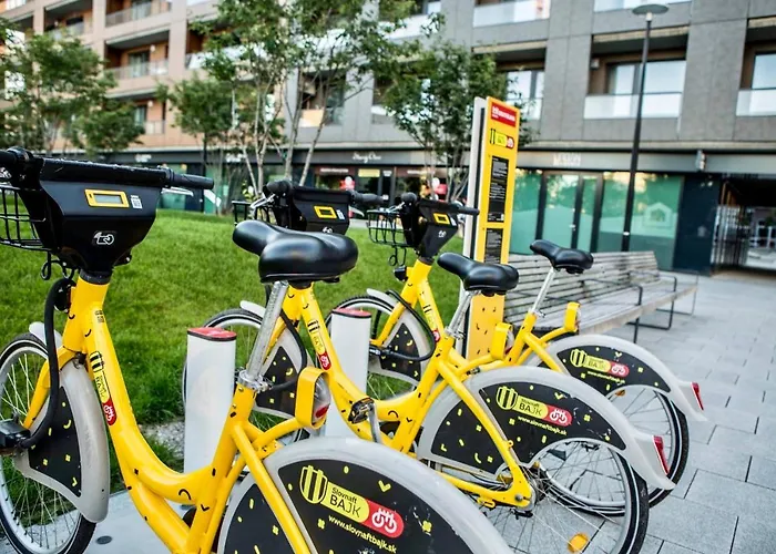 Apartment Luxury, Bright With Parking And Balcony In Center *