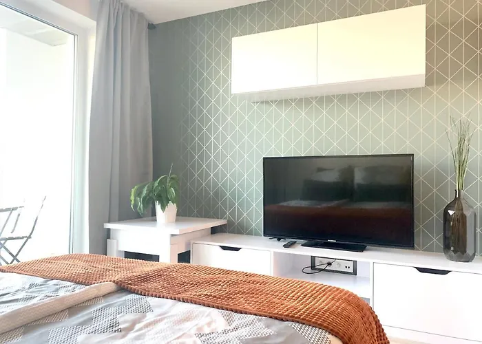 Appartement Luxury, Bright With Parking And Balcony In Center