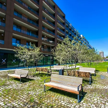 Luxury, Bright With Parking And Balcony In Center Daire Bratislava