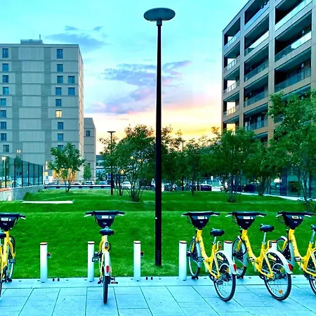 Luxury, Bright With Parking And Balcony In Center Daire *